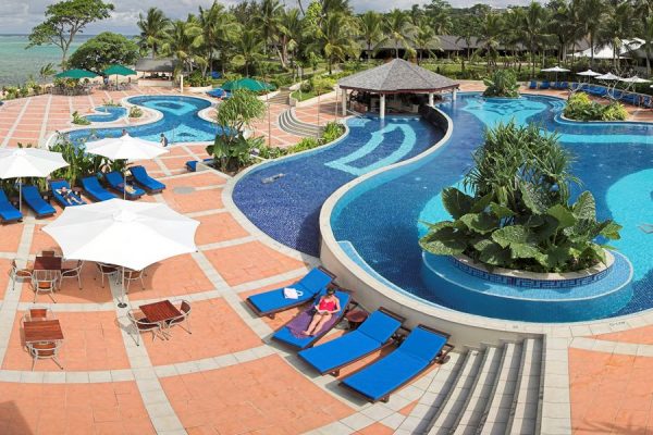 26927942-H1-pools-warwick